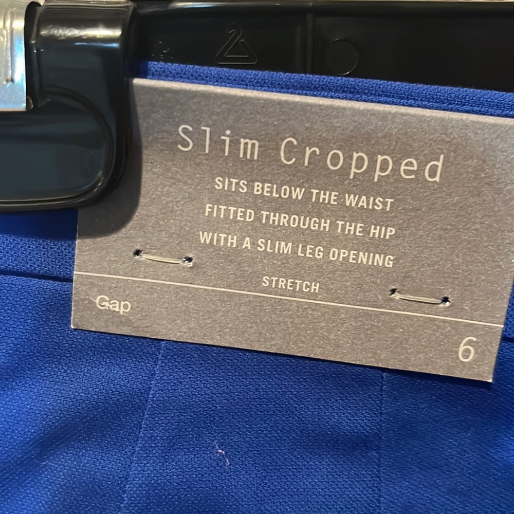 Gap Size 6 royal blue cropped pants